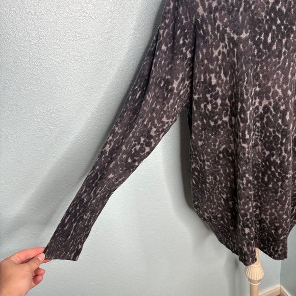 a.n.a Plus Size animal Print Sweater - Picture 5 of 11